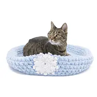 Cozy Crocheted Cat Bed - Master